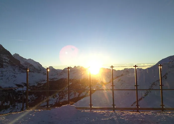 بيت شباب Berggasthaus First - Only Accessible By Cable Car