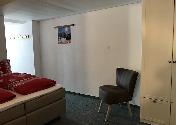 Berggasthaus First - Only Accessible By Cable Car جريندلوالد