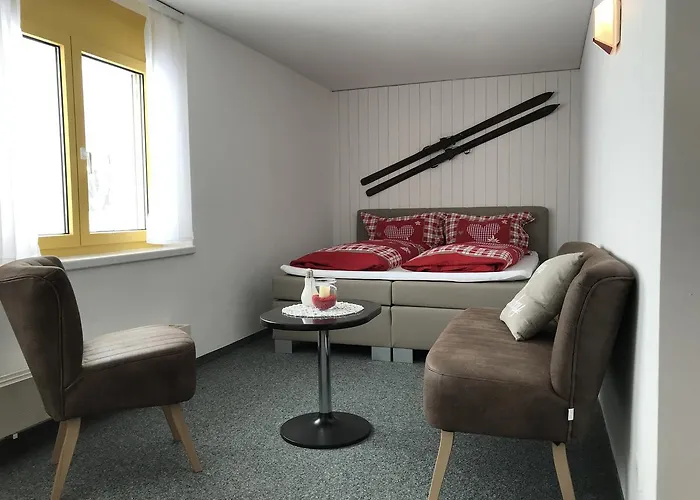 Berggasthaus First - Only Accessible By Cable Car * جريندلوالد